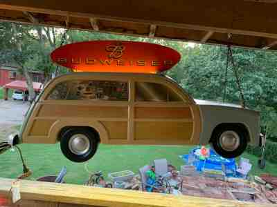 Rare Large Budweiser Sign 1950s woody woodie car pool table light nice Condition