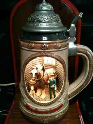 Item #275   Anhauser Busch Clydesdale’s Stable Scene Light-up Stein #N7738