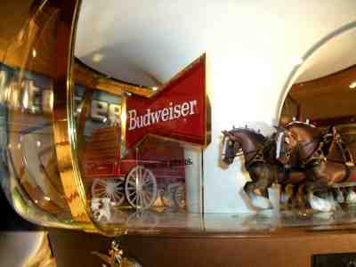 Vintage Budweiser Clydesdale Carousel Parade Beer Light Excellent Condition