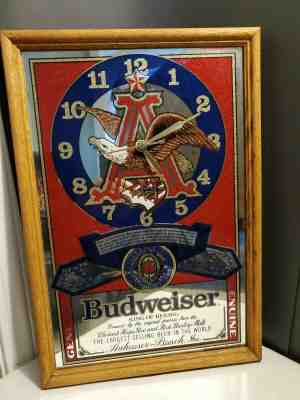 Vintage BUDWEISER BEER CLOCK MIRROR Metallic Colors Bar Sign Stamford Art Quartz