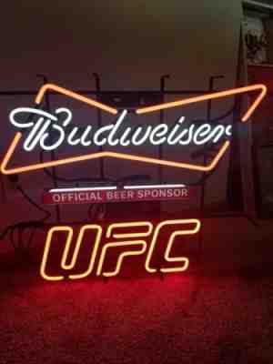 BUD LIGHT BEER UFC MMA NEON LIGHT UP SIGN GAME ROOM BAR SPORTS ANHEUSER BUSH 