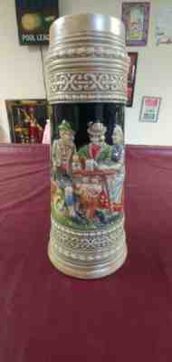 ANHEUSER BUSCH  SENIOR GRANDE GERMAN FRIENDLY TAVERN SCENE STEIN . CS6. 1977