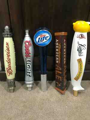 beer tap handle lot, Budweiser, coors, Miller lite, summer shandy