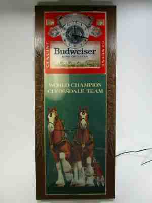 Vintage Budweiser Beer Clydesdales Lighted Clock Advertising Sign Bar Tavern Pub