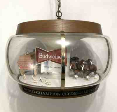 NIB! Vintage Original Budweiser Clydesdale Rotating Carousel Bar light/sign. 