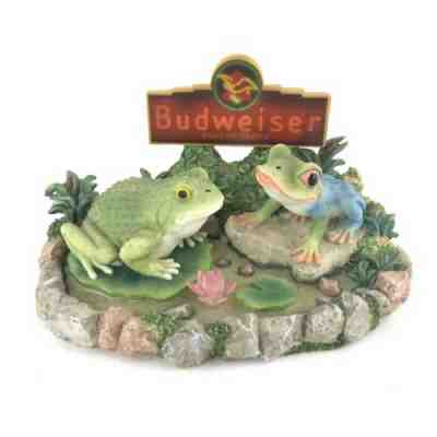 Budweiser Frogs - Boy Meets Girl Figurine #7509 Anheuser Busch 1997