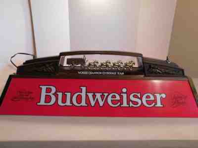 VINTAGE BUDWEISER POOL TABLE LIGHT 40