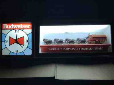 Very Rare Version  Budweiser Clydesdale Clock lighted sign Must Read