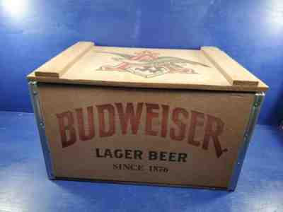 BUDWEISER LAGER BEER LIMITED EDITION CHRISTMAS PROMOTION WOOD CRATE 2015