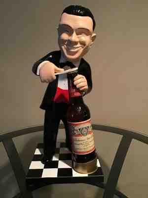 Budweiser Smiling Charlie - 2005 BUD SMILING CHARLIE BAR FIGURINE STATUE MINT!!