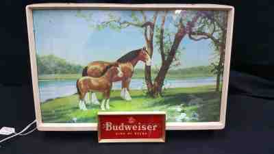 Vintage Anheuser Busch Budweiser Clydesdale Light Up Stand Alone Sign