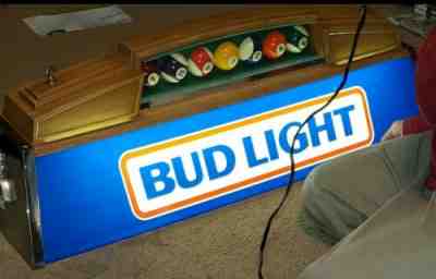 Vtg. 1986 BUD LIGHT Pool Billiards Balls Table Hang Light Bar Man Cave WORKS