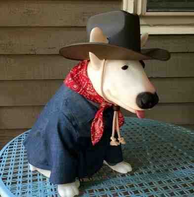 Vintage Rare 1988 SPUDS MACKENZIE W/COWBOY OUTFIT Bud Light Beer - Not Light Up