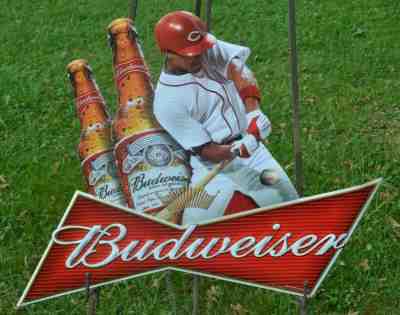 Cincinnati REDS Budweiser tin sign Baseball MLB Anheuser-Busch 2011 Bud Bottles