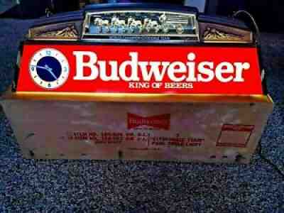 NEW IN BOX! BUDWEISER BEER Clydesdale POOL TABLE LIGHT w/ Dual Clocks BAR SIGN