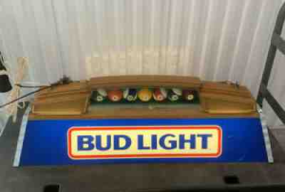 VINTAGE BUD LIGHT POOL TABLE LIGHT LIGHT (40X12X14) POOL BALLS MAN CAVE BAR