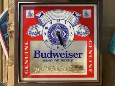 Vintage BUDWEISER Clydesdales Deluxe Label Sign Lighted Clock Light RARE