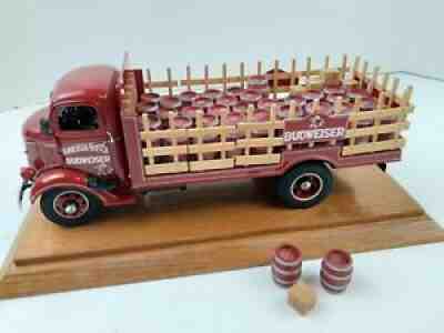 Danbury Mint 1938 GMC Budweiser Delivery Truck 1:24 Die Cast w Display Case