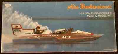 Testors Miss Budweiser 1:25 Scale Speed Boat Vintage Model Kit