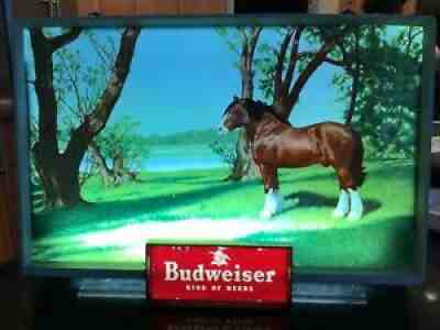 Vintage Illuminated Budweiser Sign Item#182. Beautiful Scenic View. Clydesdales!