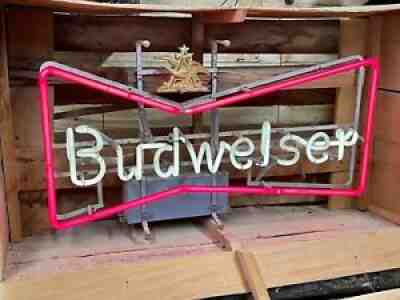 VTG 1950s ANTIQUE BUDWEISER BEER NEON BOWTIE ADVERTISING SIGN IN ORIGINAL CRATE