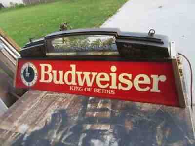 BUDWEISER POOL TABLE LIGHT BEER SIGN W CLOCKS WORLDS CHAMPION CLYDESDALE TEAM