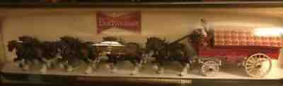 Anheuser Busch Budweiser Beer Light Up Bar Sign with Clydesdale Horses