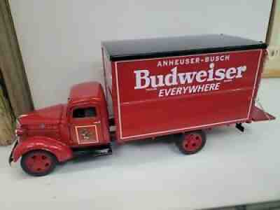 Anheuser Busch Dansbury Mint 1937 Budweiser Delivery Truck with title