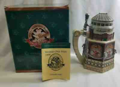 Anheuser Busch Stein Members Only Collectors Club 1999 CB11 Clydesdale Stable