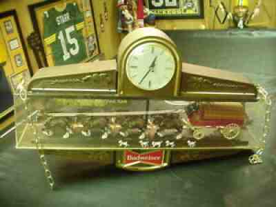 Vintage Budweiser Bar Clock - Champion Clydesdale Team Pool table Light