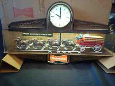 Vintage Budweiser Beer Champion Clydesdale Team Sign Light Clock New Open Box 87