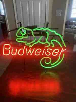 Vintage 1990s budweiser beer louie the lizard iguana neon light up sign ab