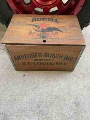 Budweiser Wood Beer Wooden Crate Box Checkers Lid Anheuser-Busch Since 1876