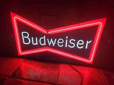 Very RARE Budweiser Bow Tie Vintage Neon Sign, FRANCEFORMER in Great Condition