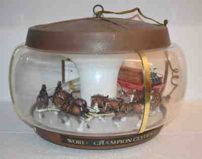 Vintage Round Budweiser World Champion Clydesdale Team Rotating Light Globe Sign