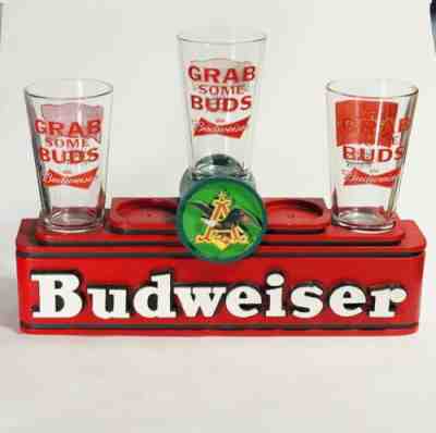 VTG - 1996 Anhuser Busch Bud Beer Bottle Display EUC w/3 VTG Pint Glasses