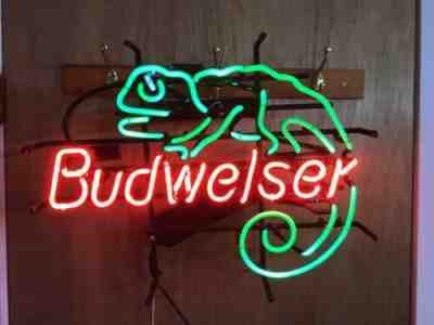 VINTAGE LOUIE THE LIZARD Budweiser NEON SIGN for man-cave, garage..Made in USA