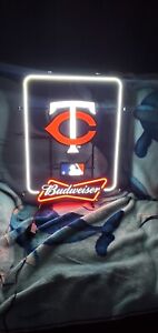 minnesota twins neon type led sign budweiser 18x24 beer bar mlb rare display htf