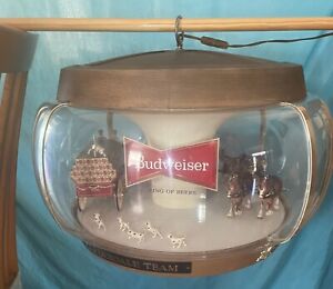 Vintage Budweiser Lighted World Champion Clydesdale Team Parade Carousel Globe