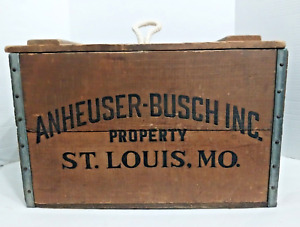 Vintage Anheuser-Busch Budweiser 1876-1976 Centenial Wood Beer Crate with lid