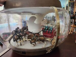 Vintage Budweiser Clydesdale Carousel Beer Sign Light