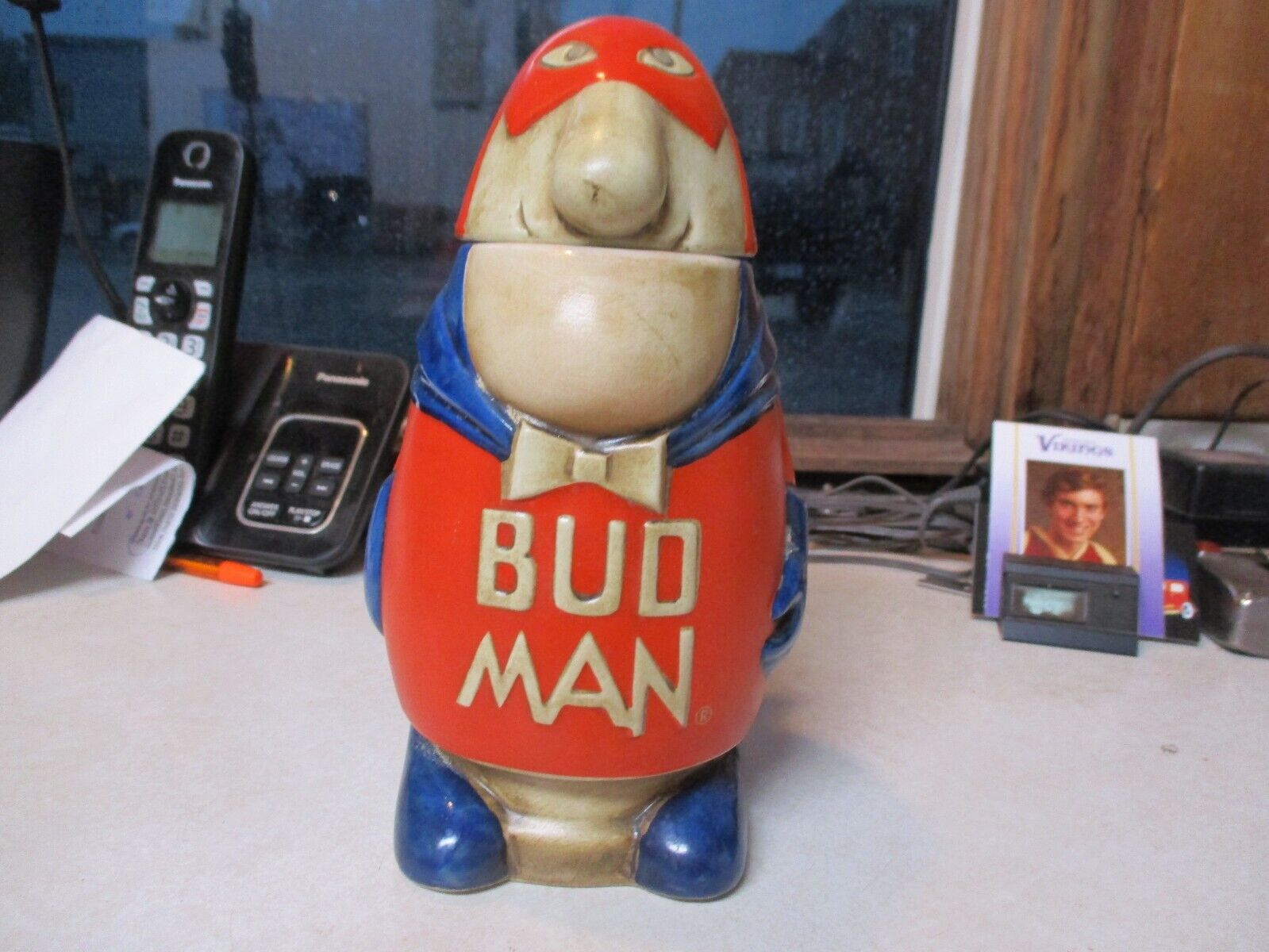 L@@K!! Rare!! 1975 CS1 Budweiser Stein Bud Man Solid Head, Knot Bow Tie! Mint!!