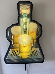 VINTAGE 1974 BUDWEISER BAR PULL TAP FOAMING MUGS SCENE BEER SIGN LIGHT RARE& LRG