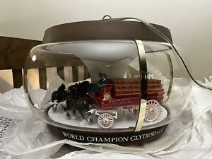 Vintage Budweiser Lighted World Champion Clydesdale Team Parade Carousel Globe