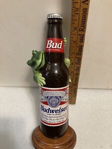 BUDWEISER BULLFROG ON A BEER BOTTLE beer tap handle. ST. LOUIS, MISSOURI 1995