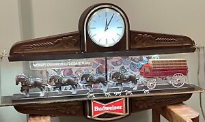 Vintage Budweiser Lighted Clydesdale sign/clock