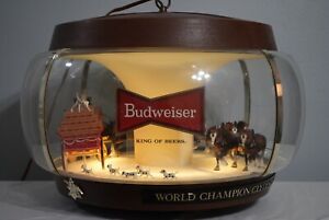 Budweiser Lighted World Champion Clydesdale Team Carousel Globe. Working!