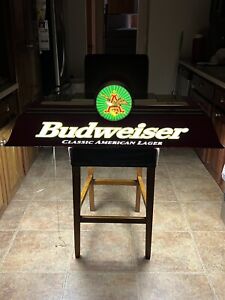 Vintage Budweiser Beer “Classic AMERICAN Lager” Billiard Pool Table Light! 1997