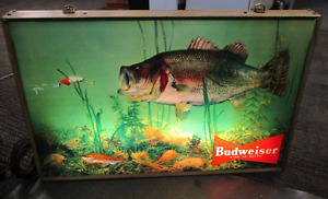 NICE VINTAGE 1957 BUDWEISER LIGHTED BAR SIGN WORKS