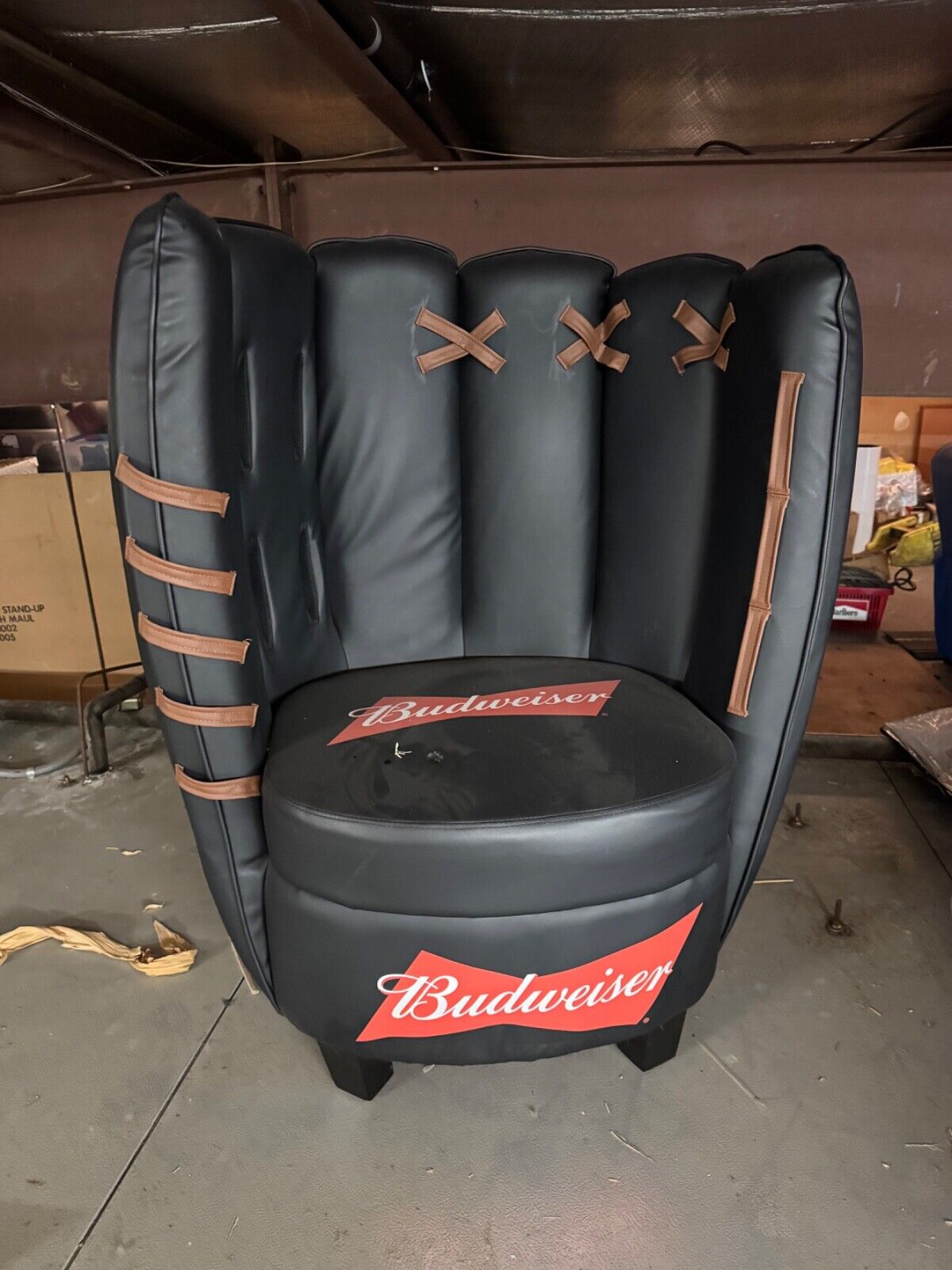 Budweiser Baseball Glove 2016 Breweriana Man Cave Game Room 46" Throne Chair